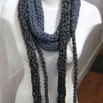 Neck Twist Lace Navy (Medium)