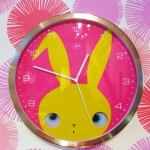 Peekaboo Wall Clock (Medium)